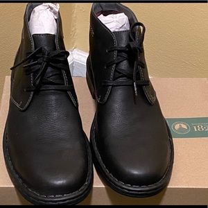 Clark Boots Size 11.5